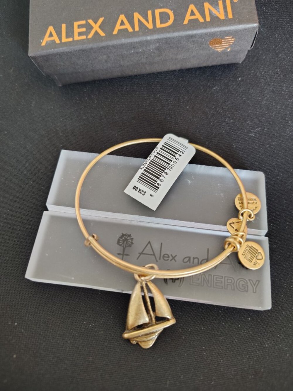 Alex and Ani Sailboat bangle  ⛵    #838